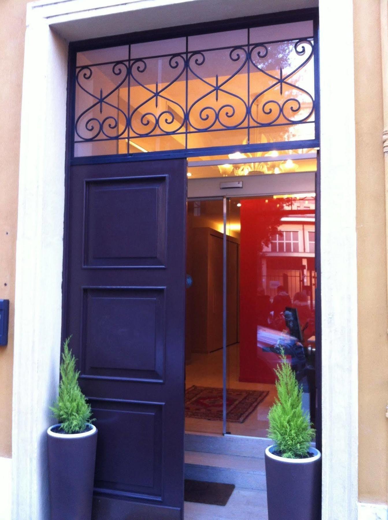 Romeo Design Rooms Verona Luaran gambar